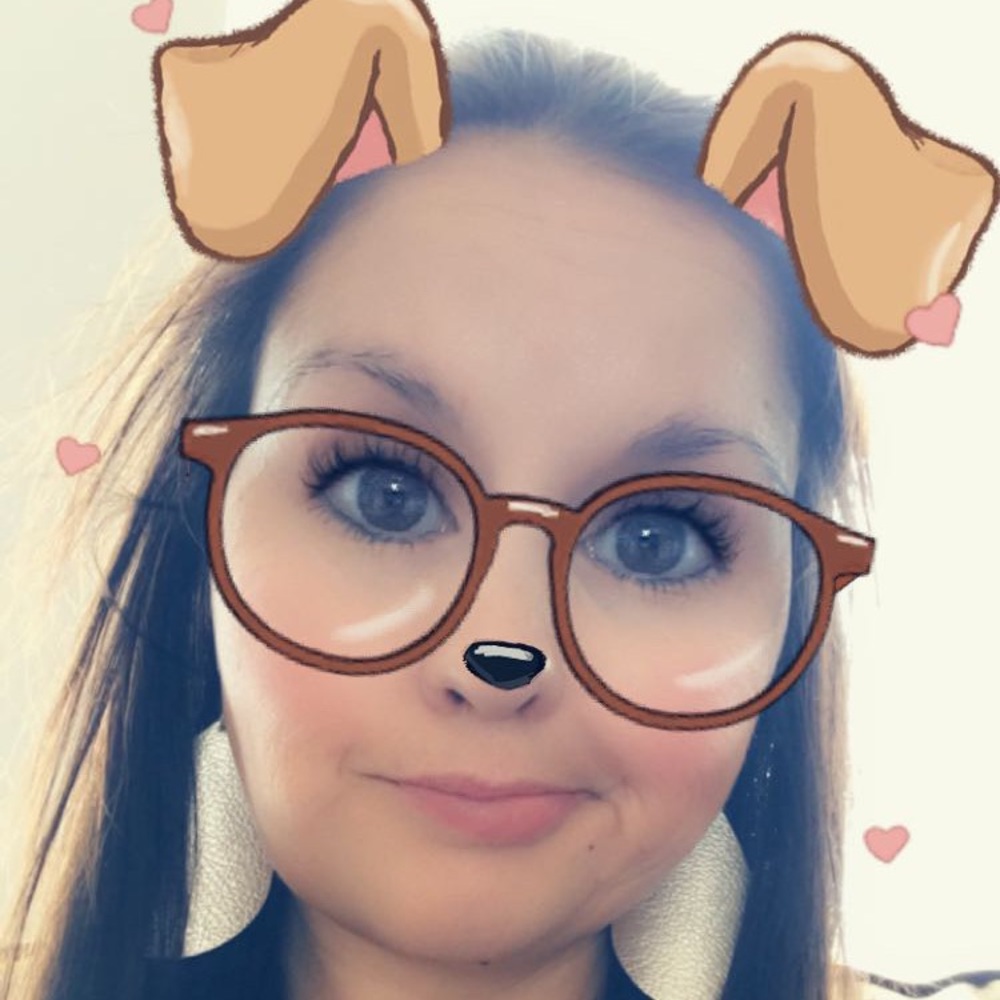 Meet your Posher, Caley